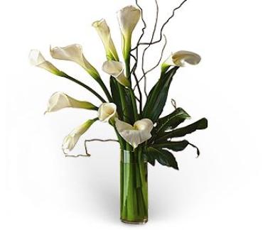 FEBRUARY CALLA LILY BOUQUET WITH CURLY WILLOW