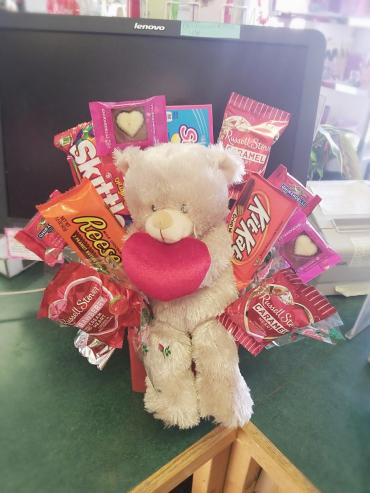 Valentine\'s Candy Bouquet with Plush Bear W/ Heart