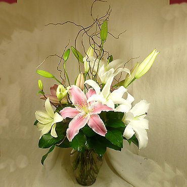 REMEMBERING YOU WITH COMFORTING ORIENTAL LILIES
