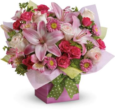 PRETTY PINK PRESENT