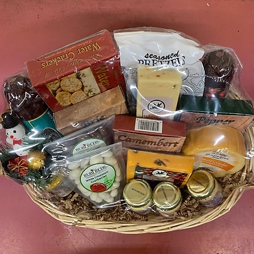 BOUNTY GOURMET GIFT BASKET WITH CHEESE AND SAUSAGE