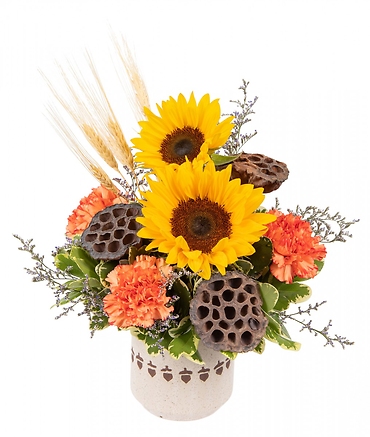FALL HARVEST ACORNS & SUNFLOWERS