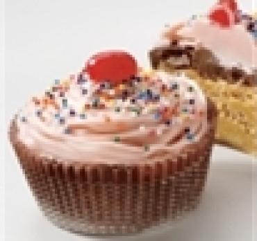 PEANUT BUTTER CUPCAKE WITH CHOCOLATE ICING 3 OZ