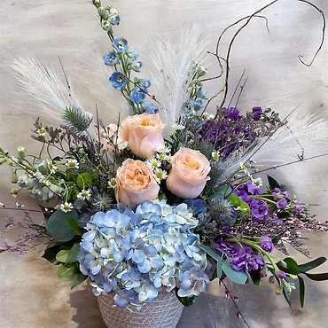 JENS GARDEN PASTELS IN SPRING