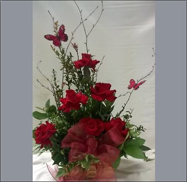 RED ROSES ARE CALLING