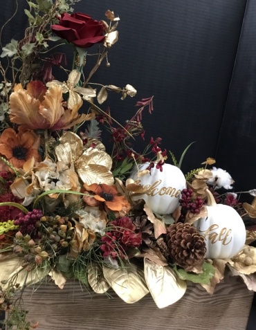 WELCOME FALL PUMPKIN CENTERPIECE