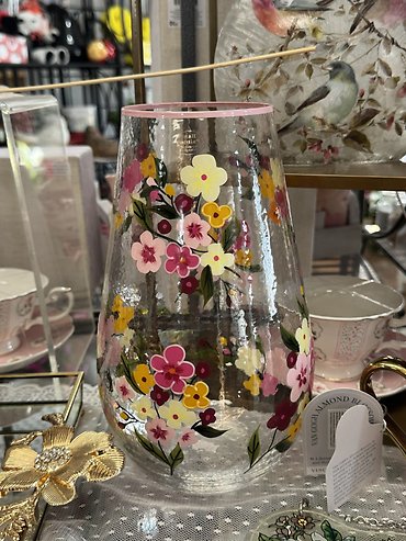 COLORFUL VASE