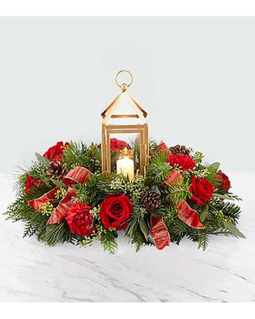 MATTE GOLD LANTERN RED ROSE CENTERPIECE