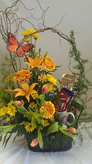 PERSONALIZED COFFEE & FLOWERS GIFT BASKET
