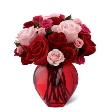 SWEET AND SPECIAL PETITE HEART VASE